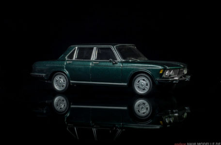 BMW 2500 (E3) | Limousine | Schuco | www.andere.hahlmodelle.de