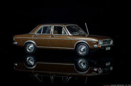 Audi 100 (C1) | Limousine | Minichamps | www.andere.hahlmodelle.de