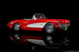 Chevrolet Corvette C1 | Roadster | Bburago | 1:18 | www.andere.hahlmodelle.de