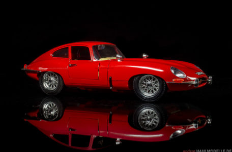 Jaguar E-Type | Coupé | Bburago | www.andere.hahlmodelle.de