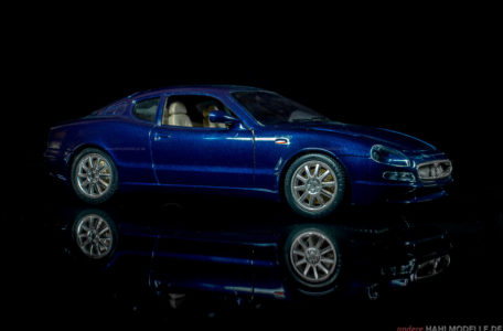 Maserati 3200 GT | Coupé | Bburago | 1:18 | www.andere.hahlmodelle.de