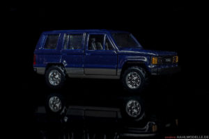 Isuzu Bighorn | Geländewagen | unbekannter Hersteller | 1:43 | www.andere.hahlmodelle.de