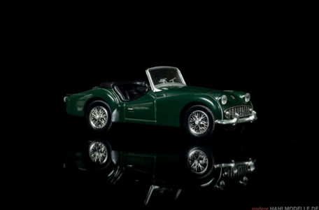 Triumph TR 3 | Roadster | Ixo (Del Prado Car Collection) | 1:43 | www.andere.hahlmodelle.de