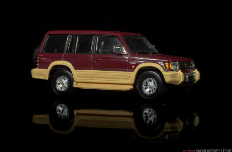 Mitsubishi Pajero | Geländewagen | Ixo (Del Prado Car Collection) | 1:43 | www.andere.hahlmodelle.de