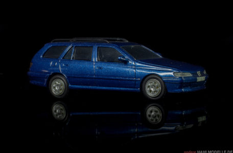 Peugeot 406 Break | Kombi | Paradcar | 1:43 | www.andere.hahlmodelle.de