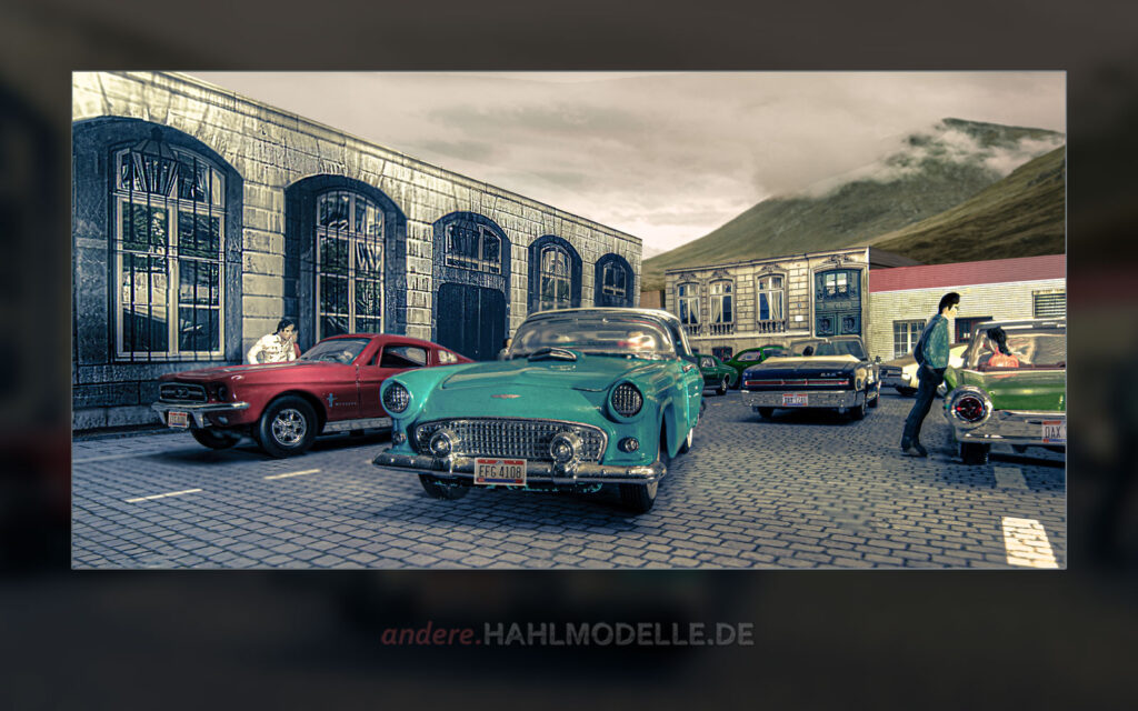 Ford Mustang I, Ford Thunderbird Convertible Coupé („Classic Bird“), Pontiac GTO und Ford Thunderbird Convertible („Bullet Bird“)