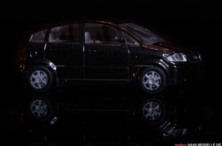 Audi A2 (8Z) | Minivan | Rietze | 1:87 | www.andere.hahlmodelle.de