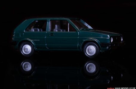 Volkswagen Golf II | Limousine (Typ 19E / 1G1) | Wiking | 1:87 | www.andere.hahlmodelle.de